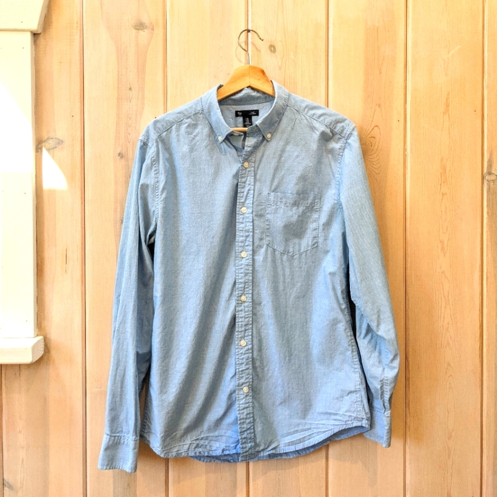 Gap slim fit button up light blue shirt men's M Medium